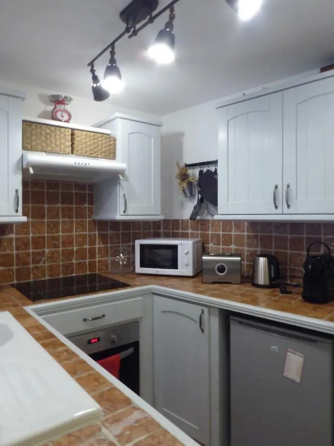 Appartement Vieille Ville, 1 bedroom apt, max 2 adults&2 kids Antibes France