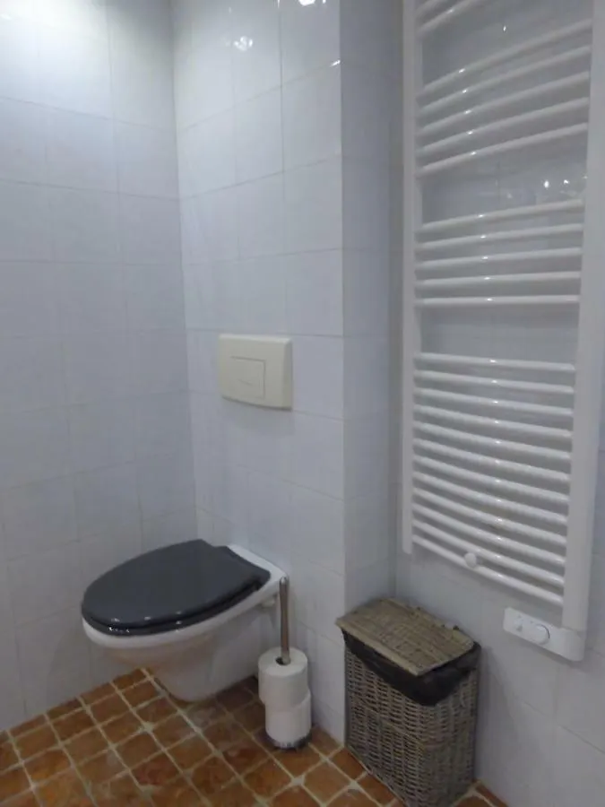 Appartement Vieille Ville, 1 bedroom apt, max 2 adults&2 kids Antibes France